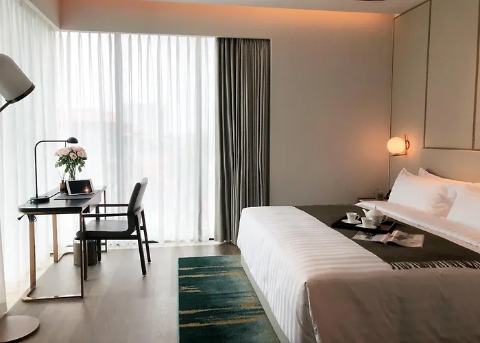 Fraser Suites
